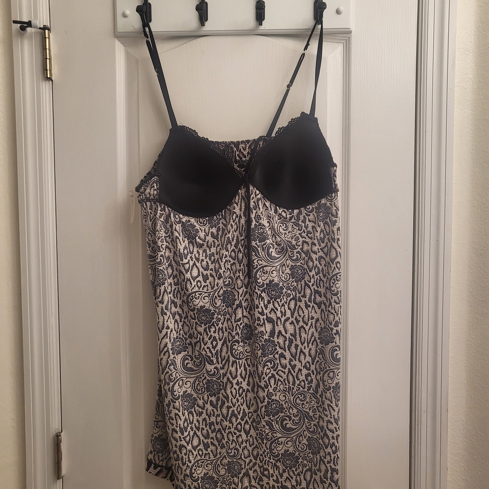Ambrielle‎ Black and Cream Patterned Chemise